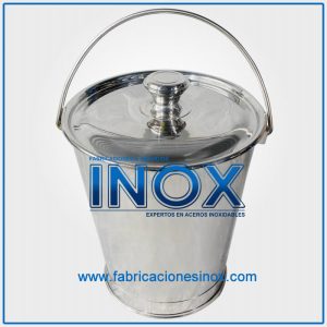 balde en acero inoxidable