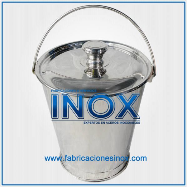balde en acero inoxidable